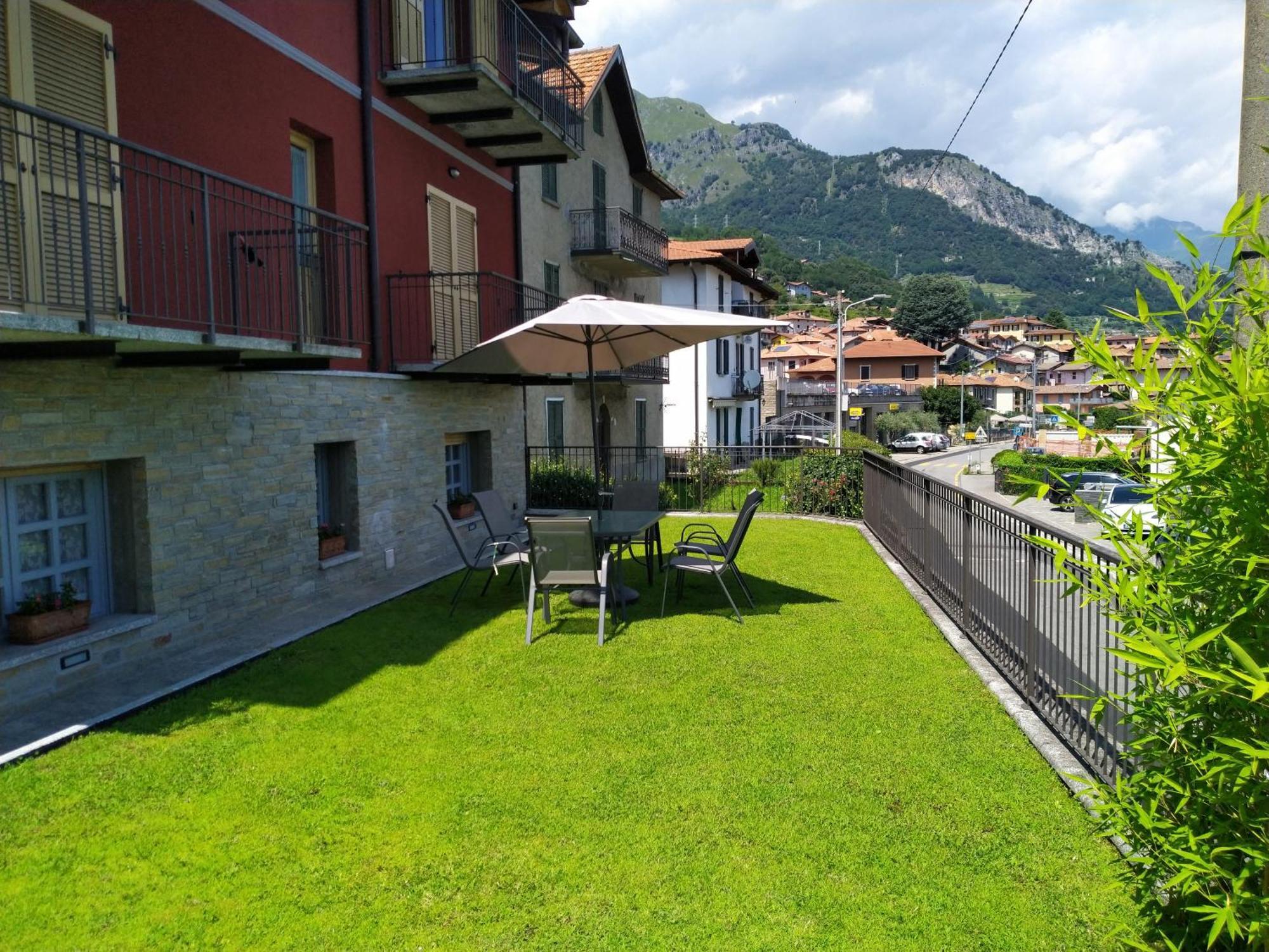 Appartamento Venanzio! Pianello Del Lario Esterno foto